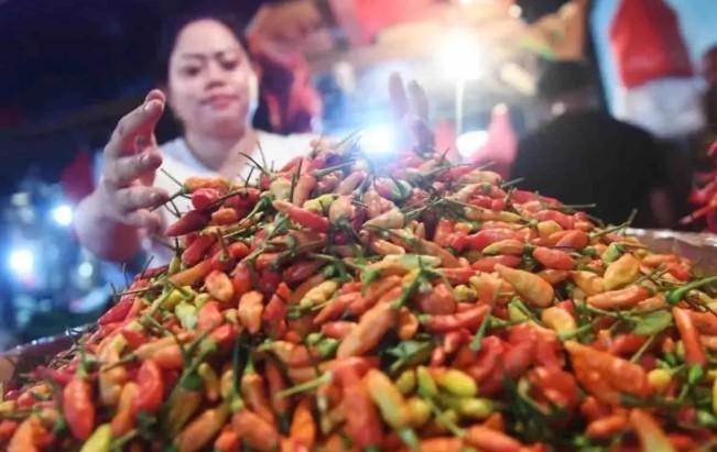 Harga Pangan Nasional Rabu Ini Turun Naik: Cabai, Bawang, dan Daging Sapi Turun, Telur dan Minyak Goreng Naik