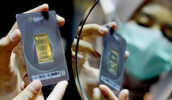 Harga Emas Pegadaian Hari Ini Fluktuatif, Galeri24 Turun dan UBS Naik Tipis