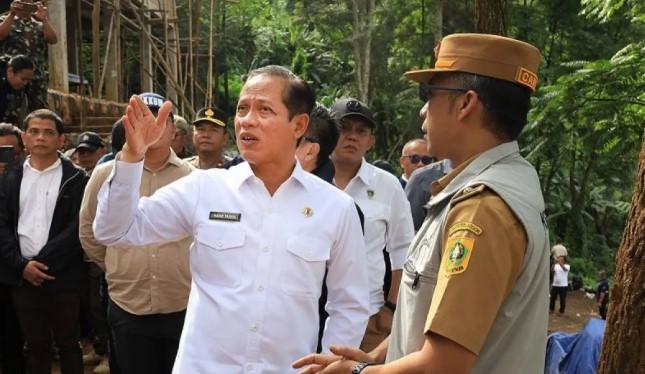 KLH: Banjir di Puncak Akibat Kerusakan Hulu DAS Ciliwung, 21 Pelaku Usaha Diberi Sanksi Tegas