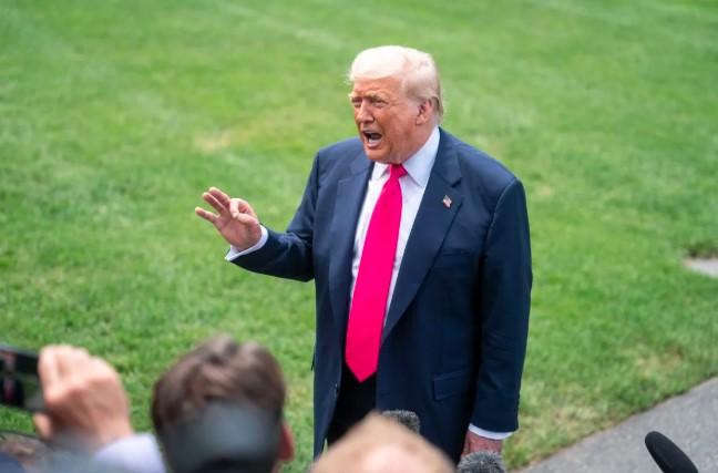 Trump Resmikan GENIUS Act, Undang-Undang Stablecoin Pertama di AS: “Revolusi Terbesar Sejak Internet”
