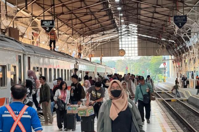 Program Diskon 30 Persen Tiket KA Ekonomi Diserbu Penumpang, Joglosemarkerto Catat Okupansi Tertinggi 186%