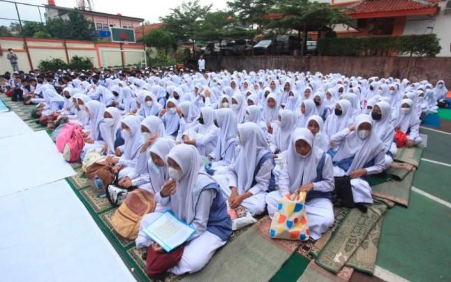 Kemenag DKI Jakarta Upayakan Madrasah Negeri dan Swasta Bebas Biaya Pendidikan