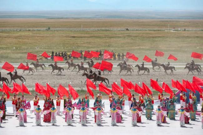 Festival Pariwisata di Zhaosu Tampilkan Budaya Lokal Xinjiang dan Tarik Wisatawan