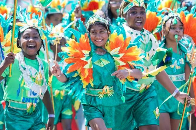 Ribuan Anak Ramaikan Parade Karnaval Junior di Toronto, Rayakan Budaya Karibia dengan Kostum Warna-Warni