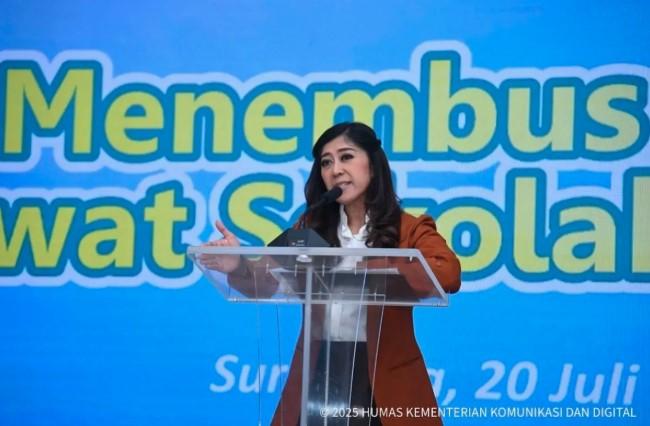 Menkomdigi Minta Media Sampaikan Informasi Sekolah Rakyat Secara Akurat dan Tanggung Jawab