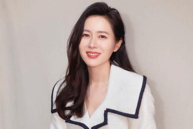 Drama Korea "Variety" Hadirkan Duet Son Ye-jin dan Jo Yu-ri, Angkat Dunia K-Pop dari Dua Perspektif Kontras