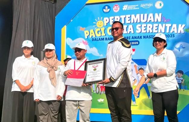 Pecahkan Rekor MURI, Kemendikdasmen Gelar Senam Anak Serentak Terbanyak di Indonesia untuk Peringati HAN 2025