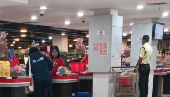 Fenomena “Rojali” dan “Rohana” Ramai Dibahas, Pakar Ekonomi Sebut Daya Beli Lesu dan PHK Jadi Pemicu