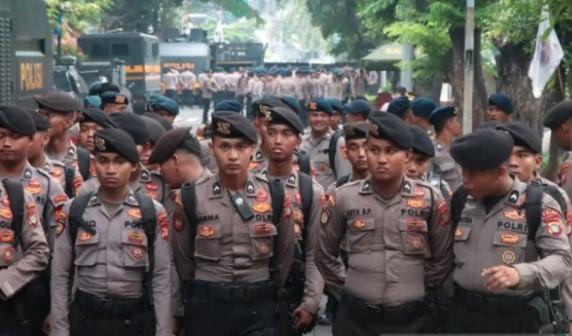 1.658 Personel Disiagakan Amankan Sidang Putusan Hasto Kristiyanto, Massa Aksi Padati PN Jakarta Pusat