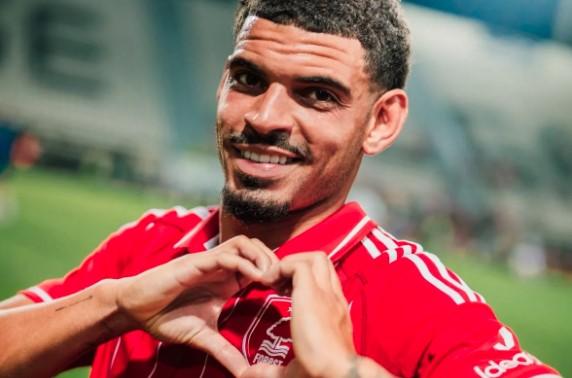 Morgan Gibbs-White Perpanjang Kontrak Hingga 2028, Tegaskan Komitmen Bersama Nottingham Forest