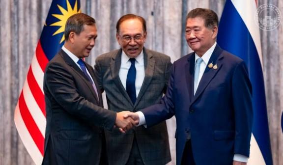 Kamboja dan Thailand Sepakati Gencatan Senjata Tanpa Syarat Usai Bentrokan Mematikan di Perbatasan