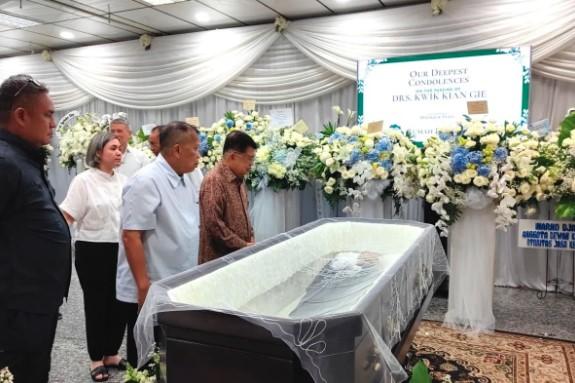 Jusuf Kalla Kenang Kwik Kian Gie sebagai Ekonom Kritis dan Teguh Prinsip