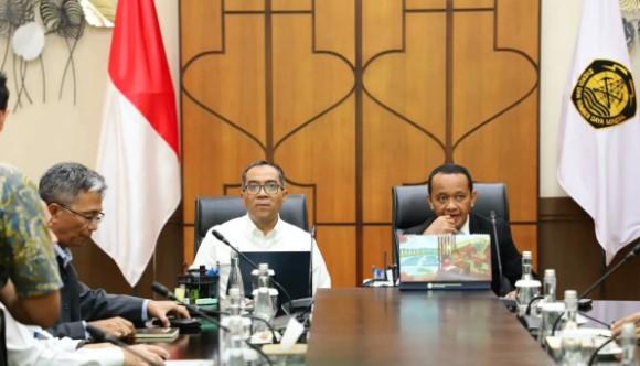 Pemerintah Kembangkan PLTS untuk 80.000 Desa, Targetkan Elektrifikasi Nasional hingga 100 GW