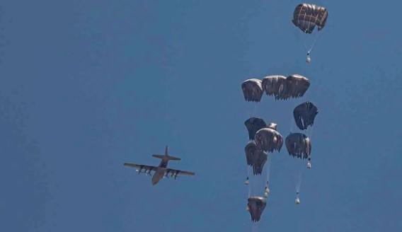 Prancis Kirim 40 Ton Bantuan Udara ke Gaza, Desak Israel Buka Akses Darat untuk Kemanusiaan