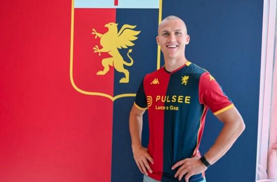 Genoa Resmi Pinjam Leo Ostigard dari Rennes, Siap Perkuat Lini Belakang Musim Ini