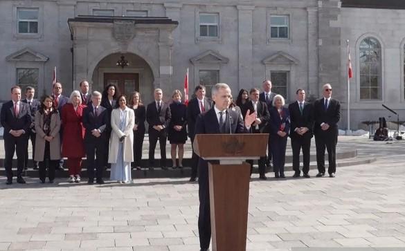 Trump Naikkan Tarif Perdagangan Kanada Jadi 35 Persen, Sebut Kanada Gagal Kendalikan Fentanyl