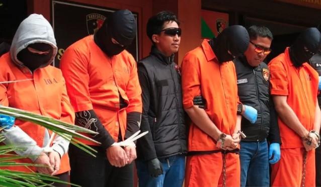Dua Oknum Imigrasi Bali dan WNA Rusia Terlibat Pemerasan dan Penganiayaan WNA Lithuania