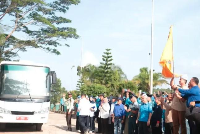 Menteri Transmigrasi Lepas 1.284 Mahasiswa KKN UMRAH 2025, Dorong Peran Strategis di Kawasan Transmigrasi