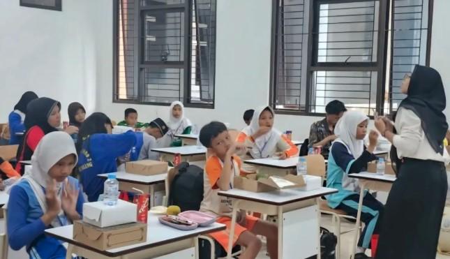 Pemkot Malang Bantah Ada Guru SRMP yang Mengundurkan Diri, Tegaskan Kegiatan Belajar Tetap Aman