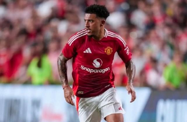 Jadon Sancho Siap Pangkas Gaji 50 Persen demi Kembali ke Borussia Dortmund
