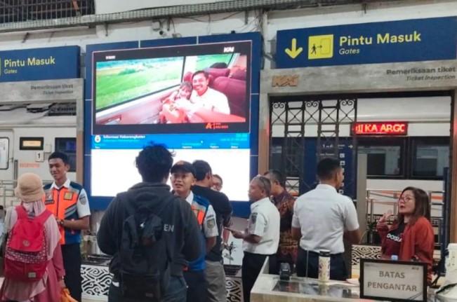 PT KAI Fokus Evakuasi dan Pemulihan Jalur Setelah KA Argo Bromo Anggrek Anjlok di Subang