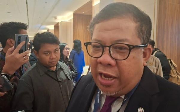 Fahri Hamzah Tegaskan Proyek Pemerintah Harus Berdasarkan Data Daerah, Fokus Restorasi Pesisir 2025