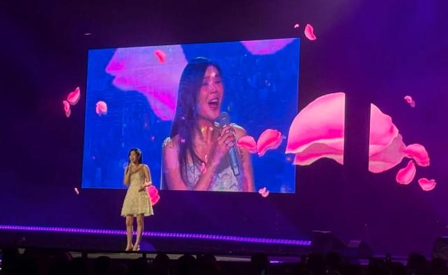Lyn Tutup KOSTCON 2025 dengan Lagu-Lagu Perpisahan yang Menyentuh, Ajak Penonton Tetap Bahagia