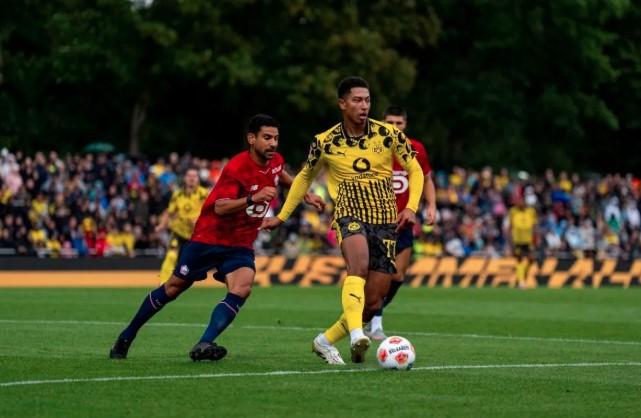 Borussia Dortmund Kalahkan Lille 3-2 di Laga Pramusim, Gol Cepat dan Penalti Warnai Kemenangan