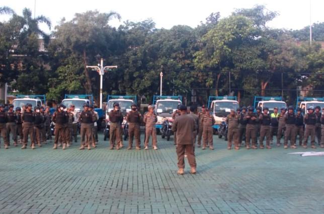 Satpol PP Siapkan 11 Truk untuk Relokasi Pedagang Loksem Barito Jelang Tenggat Waktu