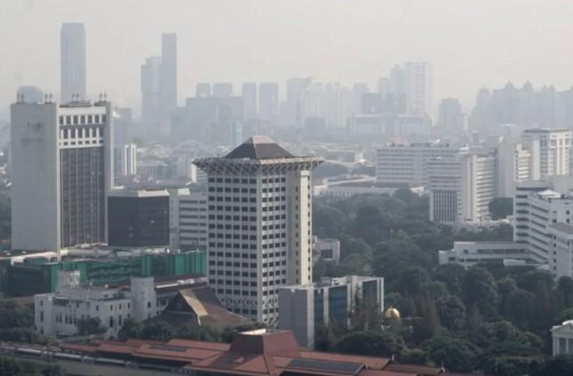 Udara Jakarta Tidak Sehat bagi Kelompok Sensitif, Pemprov DKI Perketat Uji Emisi dan Kerja Sama Antardaerah