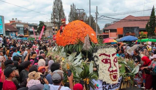 Festival Bunga dan Buah Tanah Karo 2025 Gaet 80 Ribu Pengunjung, Perputaran Uang Capai Rp6 Miliar