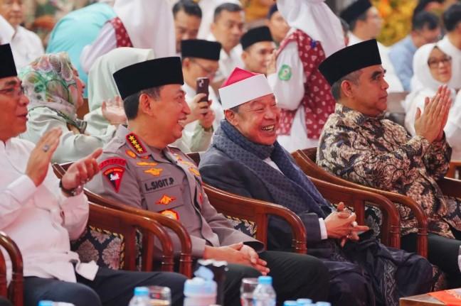 Kapolri Hadiri Haul Ponpes Buntet Cirebon, Tegaskan Sinergi Polri dan Ulama Jaga Persatuan Bangsa