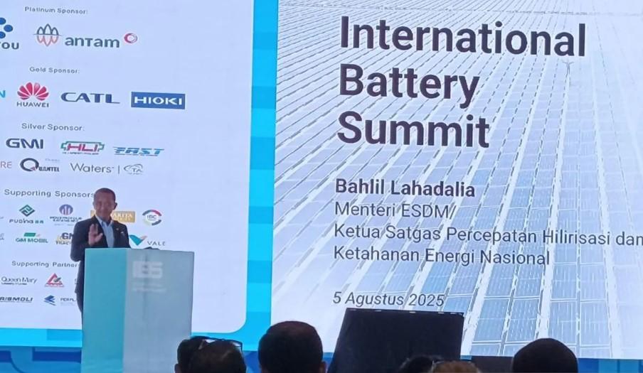 Pemerintah Bangun PLTS 100 GW untuk Dukung 80 Ribu Koperasi Desa Merah Putih, Dorong Industri Baterai Nasional
