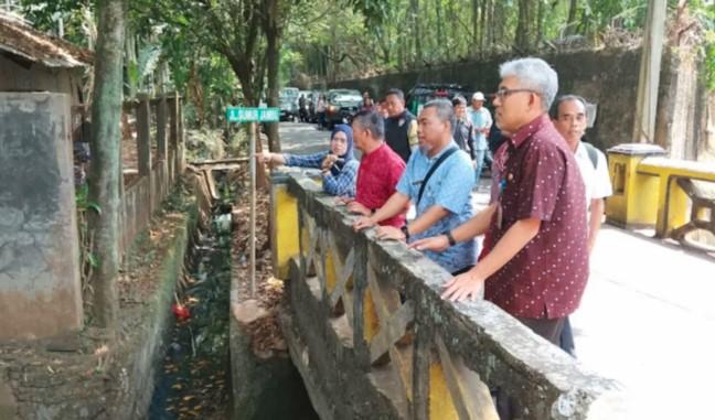 Cegah Banjir, Pemkot Jakarta Timur Tinggikan Dua Jembatan Utama di Kecamatan Makasar