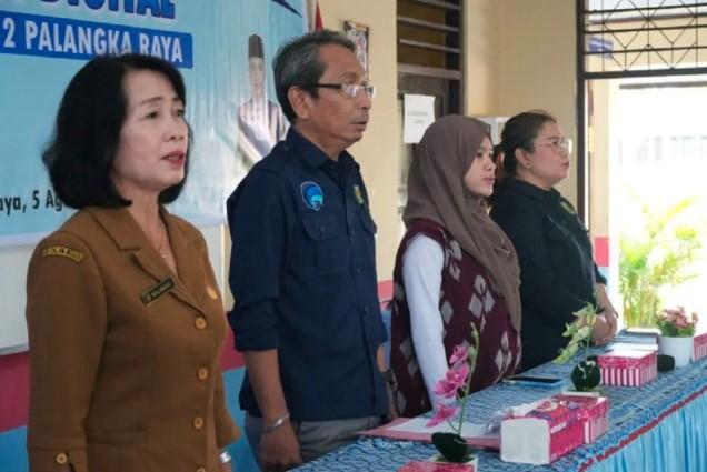 Diskominfo Palangka Raya Bekali Siswa SMP Literasi Digital untuk Hadapi Tantangan Dunia Maya