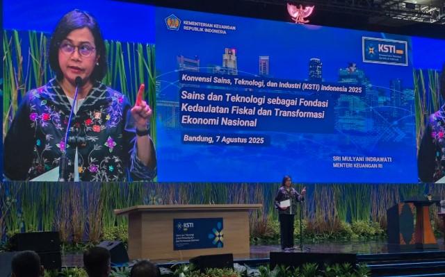 Sri Mulyani dan Brian Yuliarto Tegaskan Peran Strategis Indonesia dalam Persaingan Global Lewat Sains dan Teknologi di KSTI 2