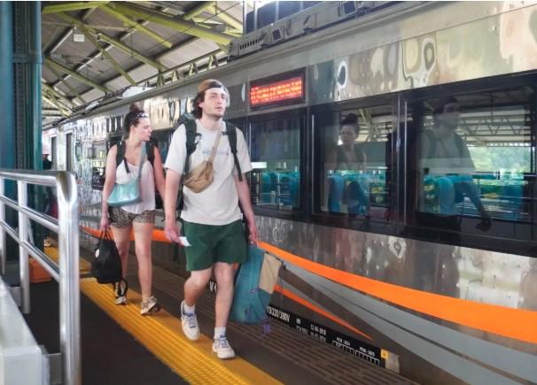 KAI Catat Rekor Wisman di Juli 2025, Kereta Api Jadi Pilihan Utama Wisatawan Asing