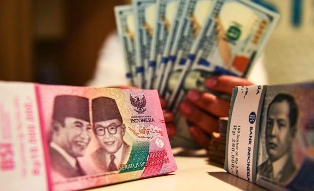 Analis Perkirakan Rupiah Melemah Imbas Perpanjangan Gencatan Tarif AS–China