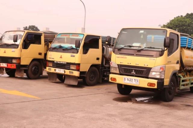 DLH DKI Jakarta Akan Cabut Izin Perusahaan Truk Tinja Buang Limbah ke Drainase
