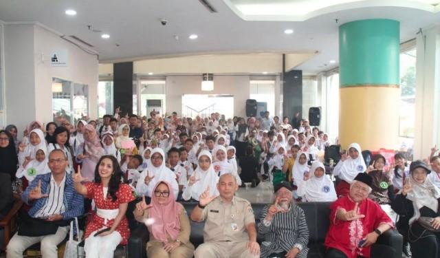 Sudin Pusip Jakarta Barat Gelar Uji Coba Klub Percakapan Bahasa Inggris, Ajak Warga Lebih Percaya Diri