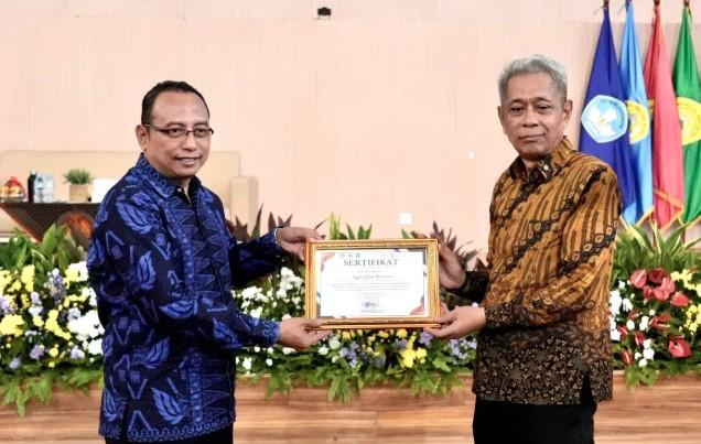 Wamen Sosial: Sekolah Rakyat Jadi Langkah Nyata Presiden Prabowo Putus Rantai Kemiskinan Lewat Pendidikan