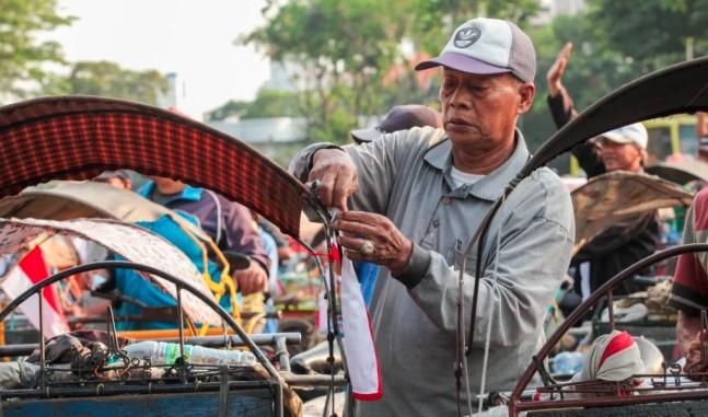 “Lebaran Nasional” dan Warisan Nasionalisme Mbah Ji: Dari Merah Putih hingga Satu Keluarga Satu Sarjana