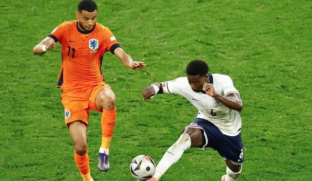 Marc Guehi Siap Bertahan di Crystal Palace, tapi Terbuka untuk Pindah ke Liverpool