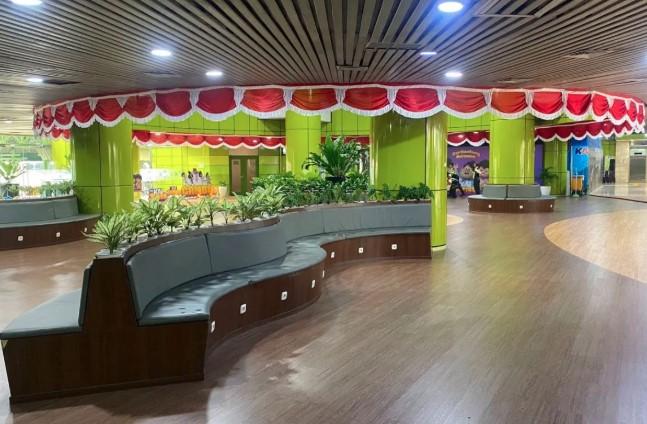 Sambut HUT ke-80 RI, KAI Daop 1 Jakarta Hiasi Stasiun dan Kereta dengan Nuansa Merah Putih