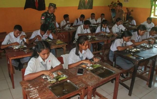 Kota Kupang Jadi Daerah Pertama Capai 100% Operasional SPPG Program Makan Bergizi Gratis