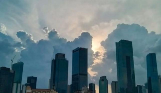 Cuaca Cerah Berawan Diprediksi Warnai Upacara HUT ke-80 RI di Jakarta, BMKG Imbau Waspada Hujan Lebat di Sejumlah Wilayah