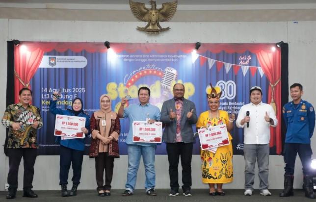 Stand Up Comedy Meriahkan HUT Kemerdekaan dan Kemendagri, Gabriella Palikahe Juara Pertama