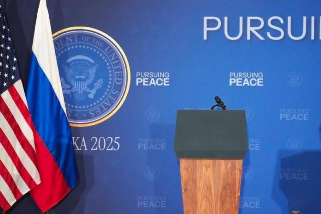 Trump dan Putin Sebut Pertemuan di Alaska Produktif, Bahas Keamanan Ukraina dan Peluang Perdamaian