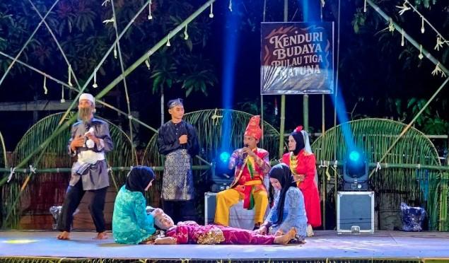 Gong Kenduri Budaya Pulau Tiga Bergema, Warga Natuna Rayakan Warisan Leluhur dengan Gotong Royong