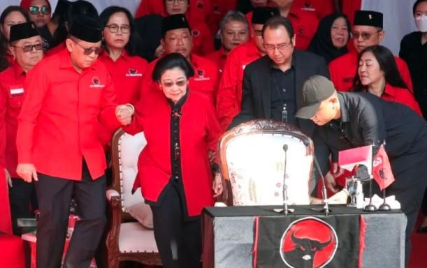 Hasto: Megawati Minta Penulisan Buku Sejarah Indonesia Harus Berdasarkan Kebenaran Akademis